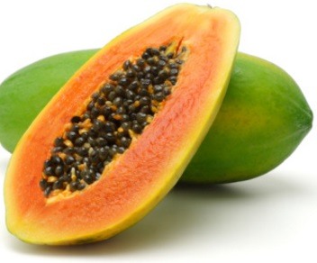 How to exfoliate your legs naturally with homemade ingredients - papaya